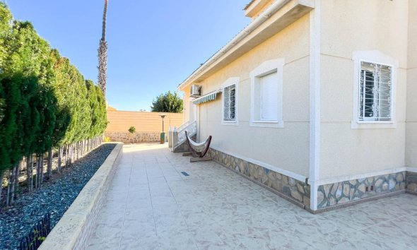 Gensalg - Villa -
Ciudad Quesada - Doña Pepa