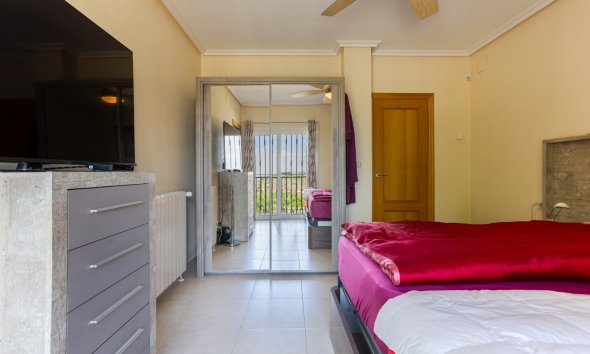 Resale - Villa -
La Zarza