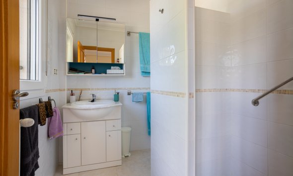 Resale - Villa -
La Zarza