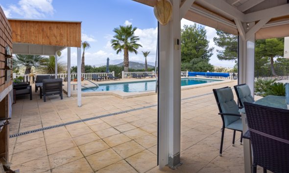 Resale - Villa -
La Zarza