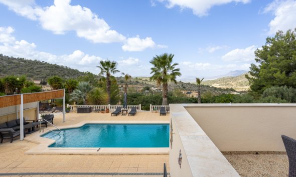 Resale - Villa -
La Zarza