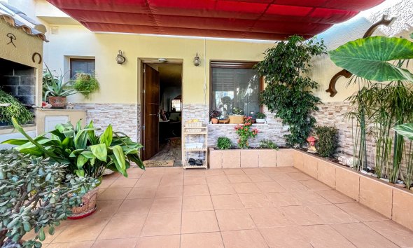 Gensalg - Rækkehus -
Torrevieja - Los Balcones