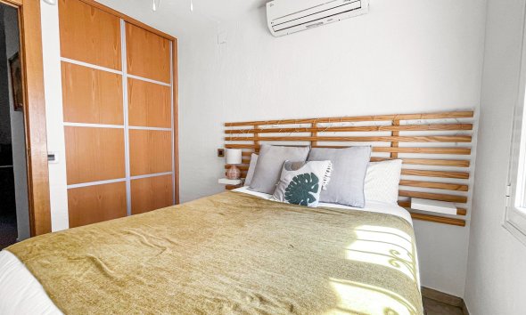 Gensalg - Rækkehus -
Torrevieja - Los Balcones