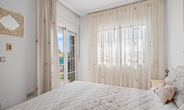 Reventa - Villa -
Algorfa - Lo Crispin