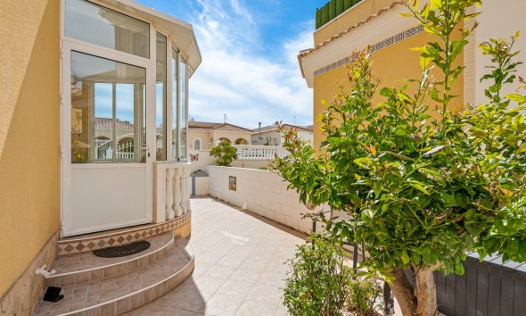Reventa - Villa -
Algorfa - Lo Crispin