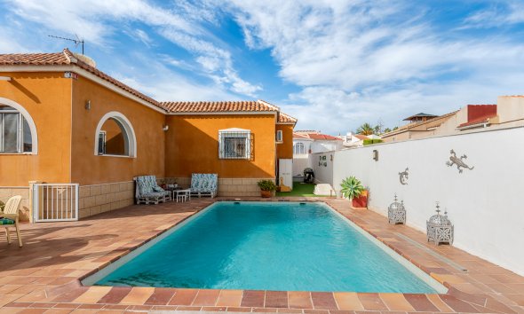 Reventa - Villa -
Ciudad Quesada