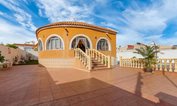Reventa - Villa -
Ciudad Quesada