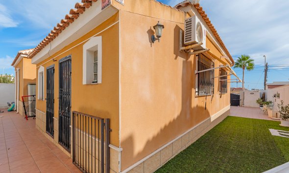 Reventa - Villa -
Ciudad Quesada