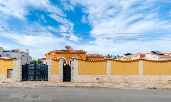 Reventa - Villa -
Ciudad Quesada