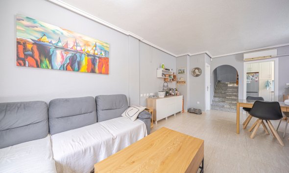 Resale - Townhouse -
Ciudad Quesada