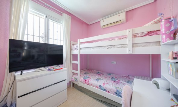 Resale - Townhouse -
Ciudad Quesada