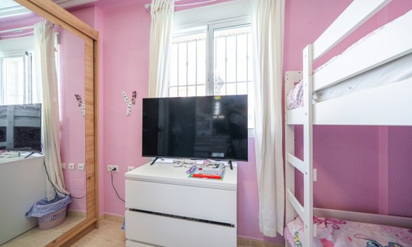 Resale - Townhouse -
Ciudad Quesada