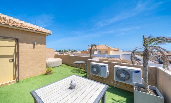 Resale - Townhouse -
Ciudad Quesada