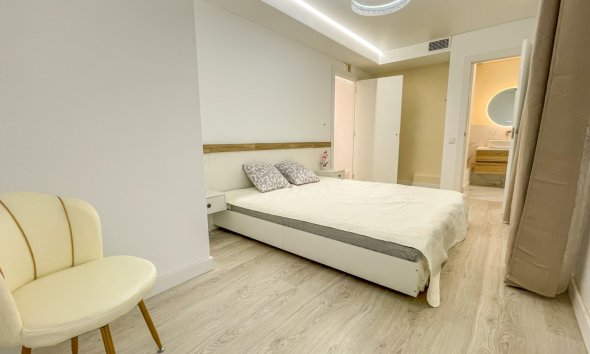 Gensalg - apartment -
Torrevieja - Playa Los Naufragos