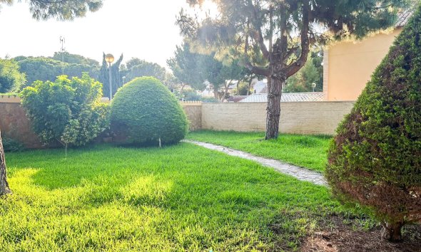 Reventa - Villa -
Orihuela Costa - Punta Prima