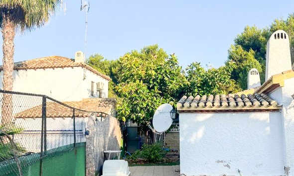 Reventa - Villa -
Orihuela Costa - Punta Prima