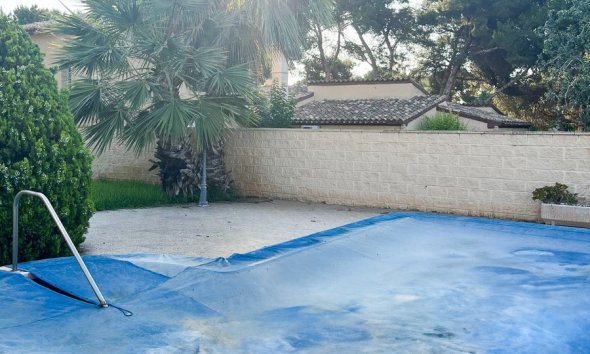 Reventa - Villa -
Orihuela Costa - Punta Prima