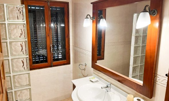 Reventa - Villa -
Orihuela Costa - Punta Prima