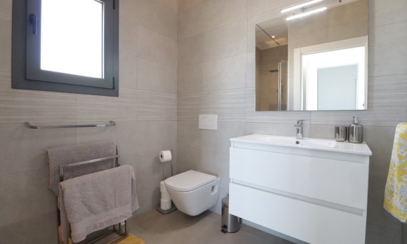 Reventa - Villa -
Benimar - Benimar III