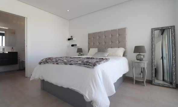 Reventa - Villa -
Benimar - Benimar III
