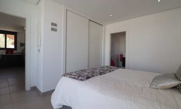 Reventa - Villa -
Benimar - Benimar III