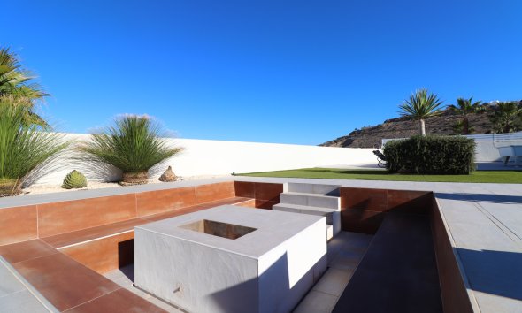 Reventa - Villa -
Benimar - Benimar III