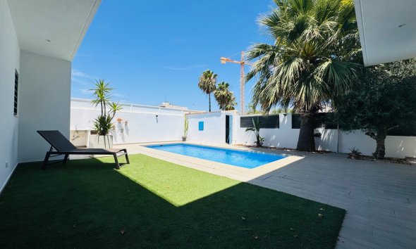 Gensalg - Villa -
San Pedro del Pinatar - LO PAGÁN
