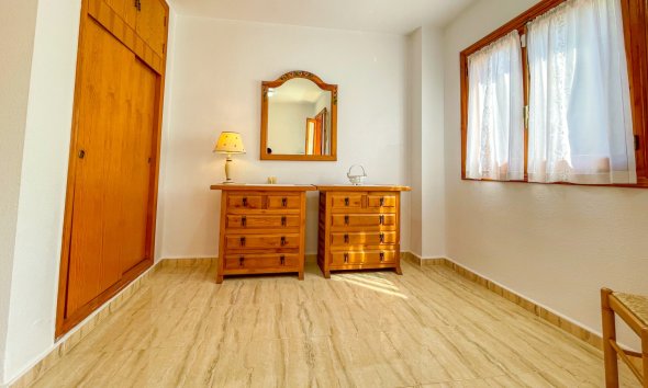 Gensalg - Rækkehus -
Orihuela Costa - Playa Flamenca