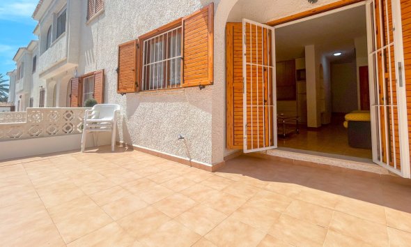 Gensalg - Rækkehus -
Orihuela Costa - Playa Flamenca