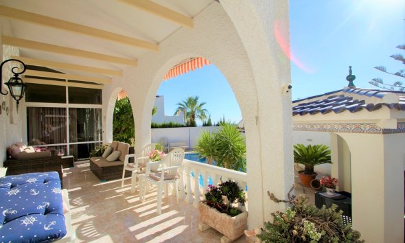 Gensalg - Villa -
Orihuela Costa - Villamartín