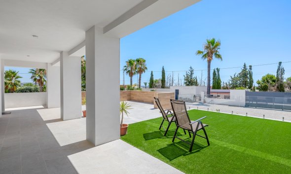 Gensalg - Country House -
Los Montesinos - La Herrada