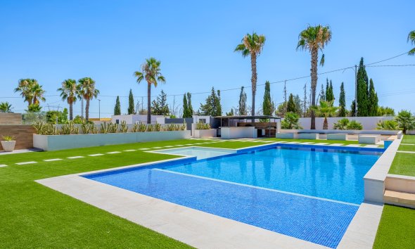 Gensalg - Country House -
Los Montesinos - La Herrada