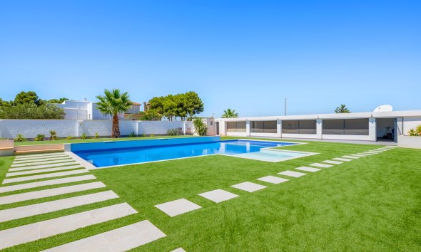 Gensalg - Country House -
Los Montesinos - La Herrada