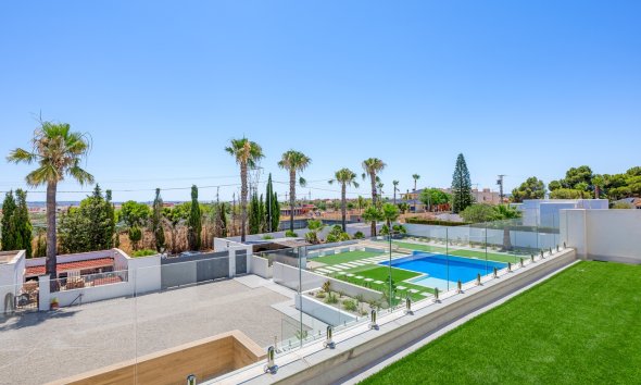 Gensalg - Country House -
Los Montesinos - La Herrada