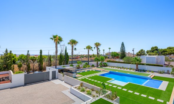 Gensalg - Country House -
Los Montesinos - La Herrada