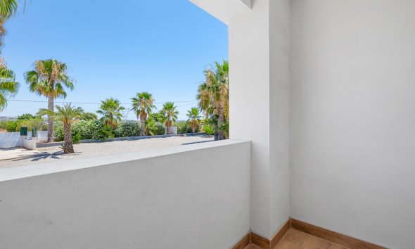 Gensalg - Country House -
Los Montesinos - La Herrada