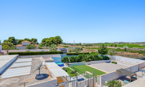 Gensalg - Country House -
Los Montesinos - La Herrada