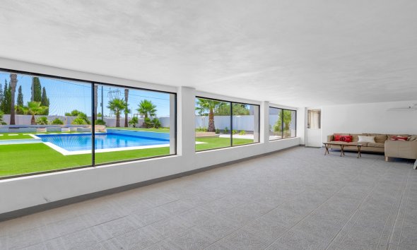 Gensalg - Country House -
Los Montesinos - La Herrada