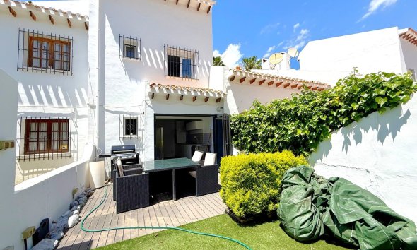 Gensalg - Rækkehus -
Orihuela Costa - Villamartín