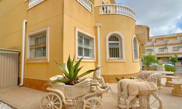 Gensalg - Villa -
Orihuela Costa - Villamartín