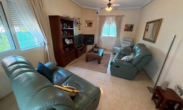 Gensalg - Villa -
Los Montesinos - La Herrada