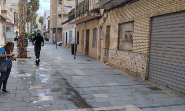 Gensalg - Kommerciel -
Torrevieja - Costa Blanca