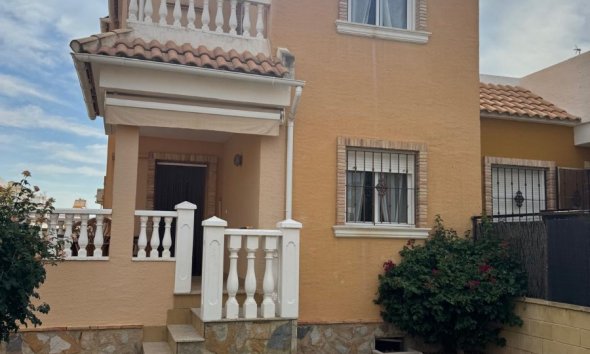 Gensalg - Rækkehus -
Ciudad Quesada - Doña Pepa