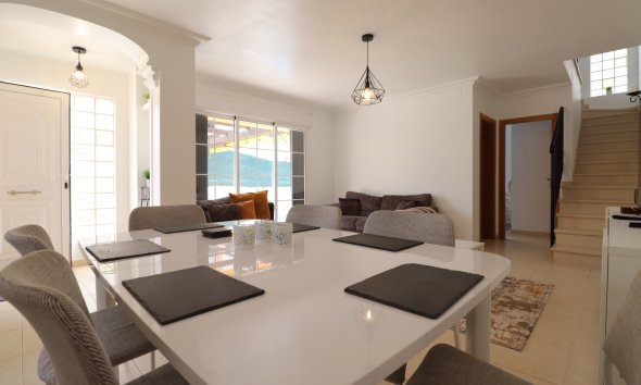 Gensalg - Villa -
Los Montesinos - La Herrada