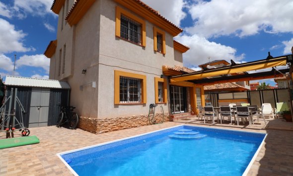 Gensalg - Villa -
Los Montesinos - La Herrada