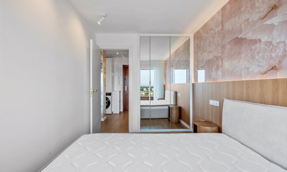 Reventa - apartment -
Torrevieja - Punta Prima