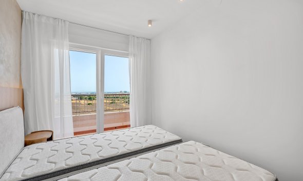 Reventa - apartment -
Torrevieja - Punta Prima