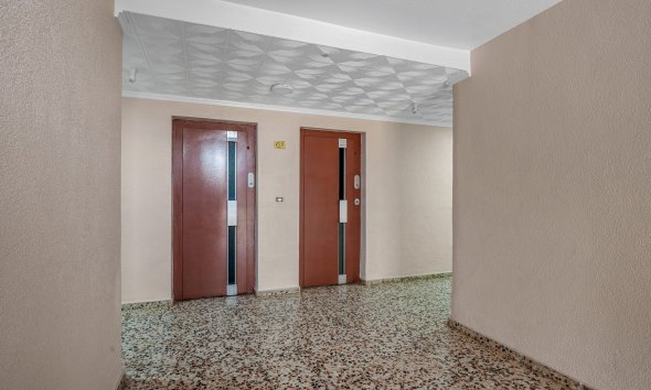 Reventa - apartment -
Torrevieja - Punta Prima
