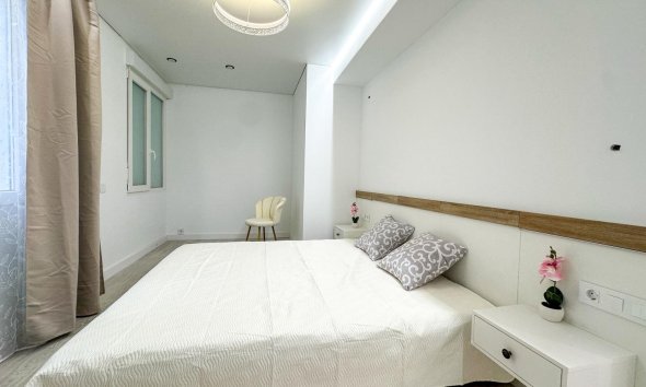 Gensalg - apartment -
Torrevieja - Playa Los Naufragos