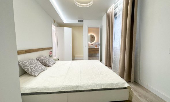 Gensalg - apartment -
Torrevieja - Playa Los Naufragos